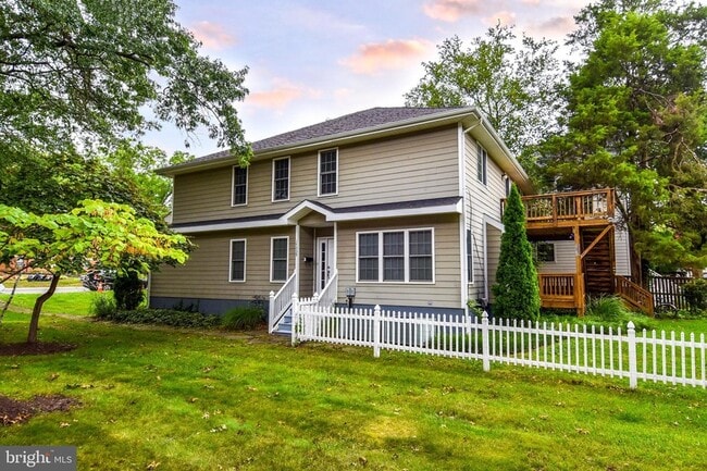 Photo - 1705 Commonwealth Ave Unit A