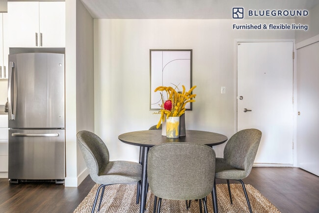 Photo - 655 S Fair Oaks Ave Unit FL2-ID372