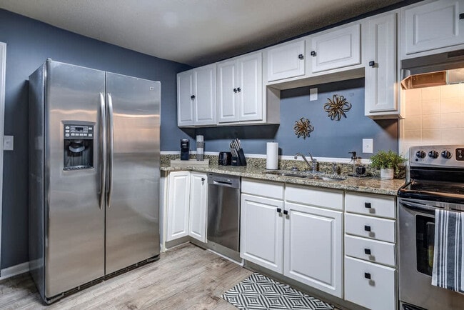 Photo - 220 Highland Ave Unit ID1397973P