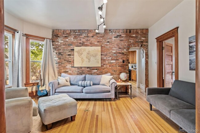 Photo - 928 N Corona St