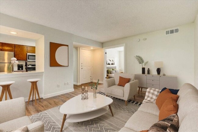 Building Photo - The Courtyard