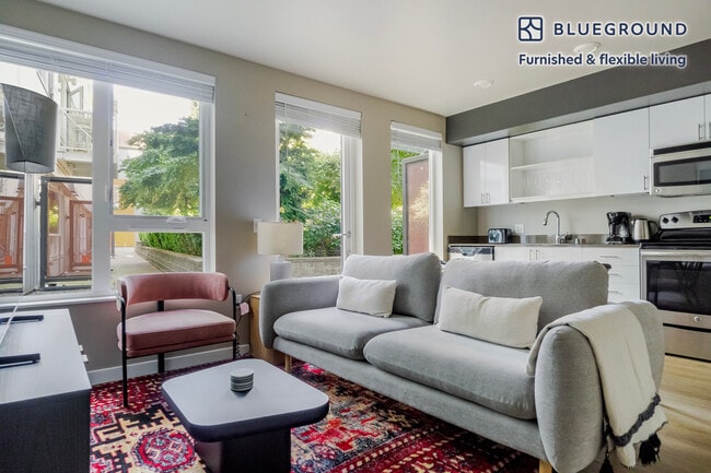 Building Photo - 2690 152nd Ave NE Unit FL2-ID897