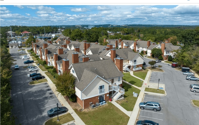 Building Photo - The Haven at Greenhill