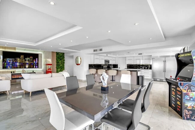 Photo - 468 Golden Isles Dr Unit ID1372349P