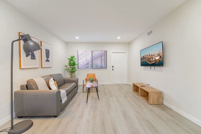 Photo - 700 SW 11th Ave Unit FL1-ID1022465P