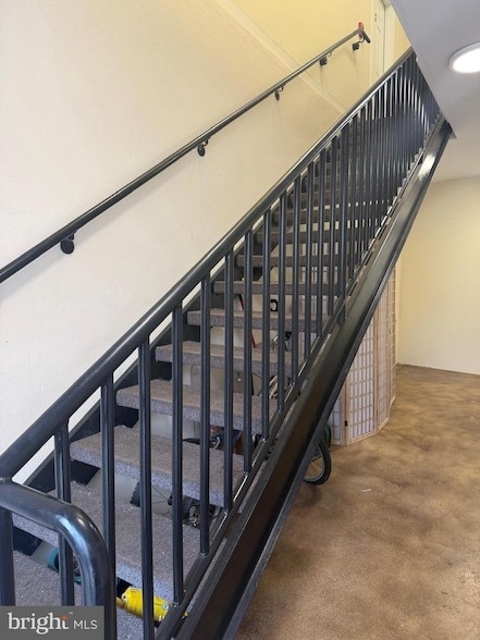 Photo - 609 Summit Ave