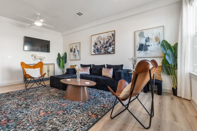 Photo - 1301 Leah Ave Unit SI FL1-ID1499102P