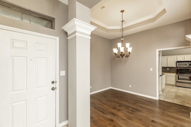 Photo - 434 Harbor Oaks Dr