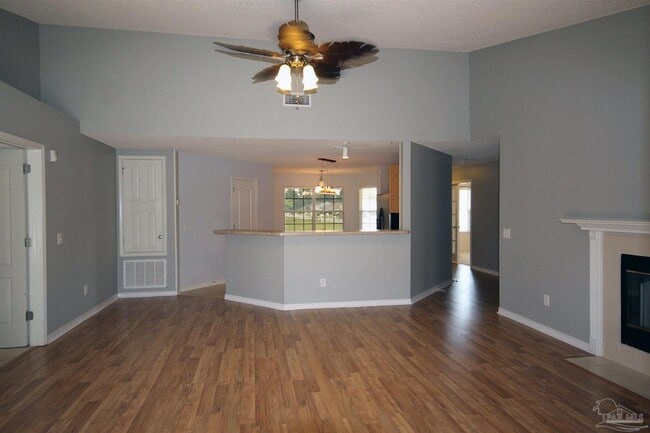 Photo - 8454 Ferlon Ave