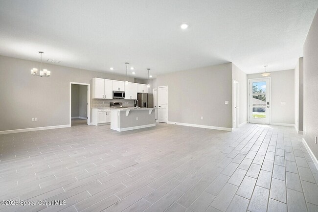 Photo - 1150 Raoul St SE