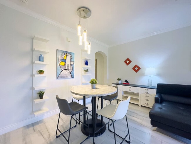 Building Photo - 1042 Calabria Ave Unit ID1261192P