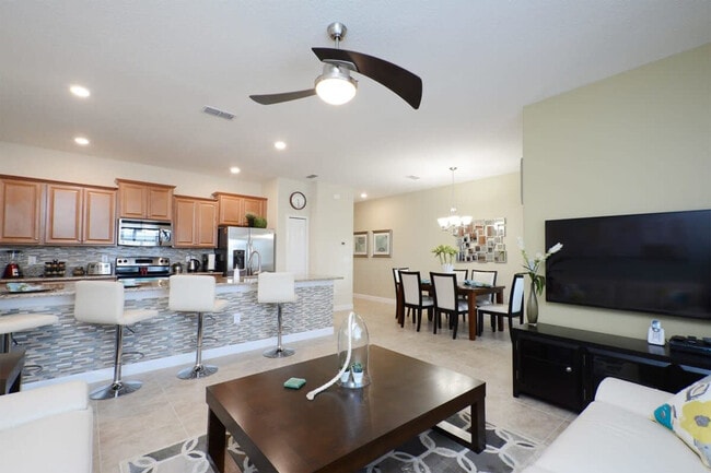 Photo - 4879 Clock Tower Dr Unit ID1280813P