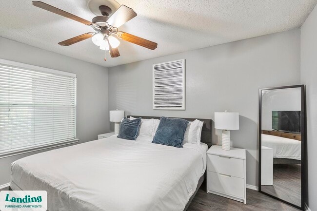 Photo - 1919 W Tarrant Rd Unit 1406