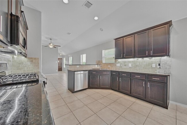 Photo - 3602 Goldleaf Trail Dr