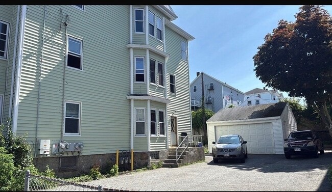 Photo - 119 Robeson St Unit 2