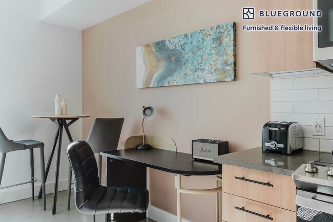 Photo - 104 12th Ave Unit FL4-ID750