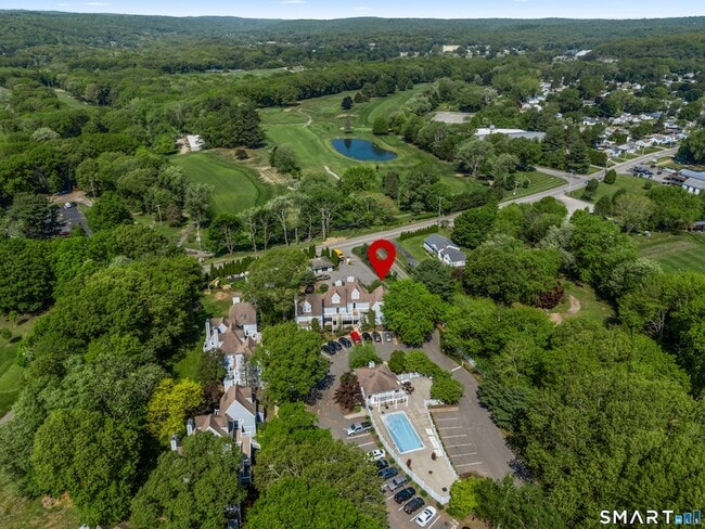 Photo - 2124 Old Pond Ln