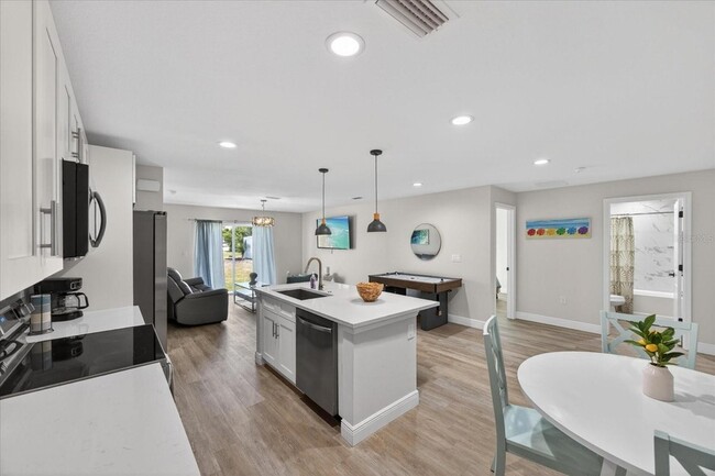 Photo - 12114 Clarendon Ave
