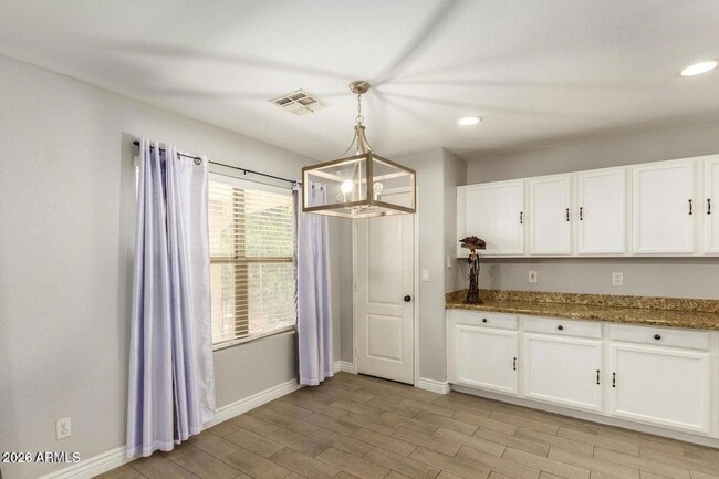 Photo - 9124 W Elm St