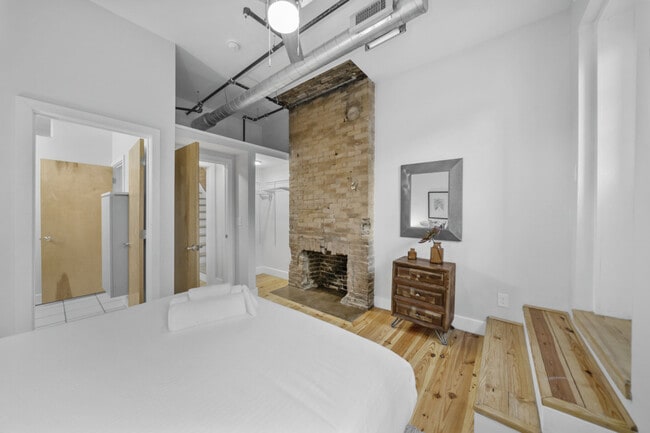 Photo - 122 W Elder St Unit ID1056110P