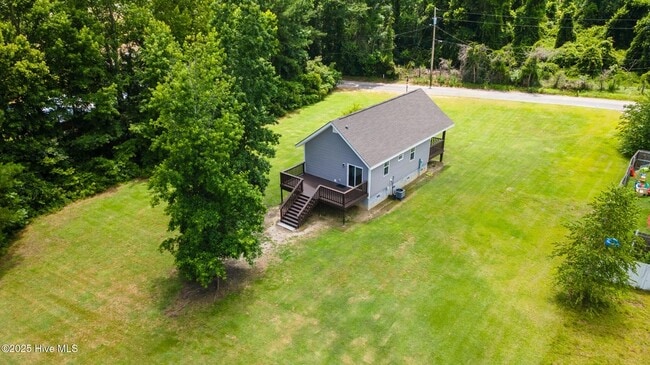 Photo - 213 Sanders St