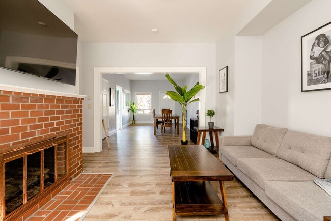 Photo - 4004 SE Division St Unit ID1309873P