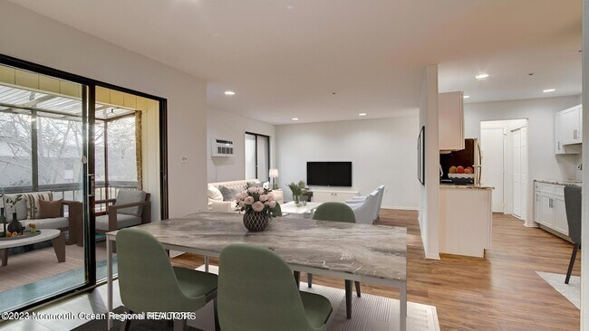 Photo - 15 Pine Cluster Cir Unit G