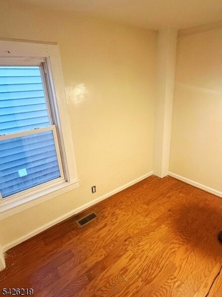 Photo - 126 Duer St