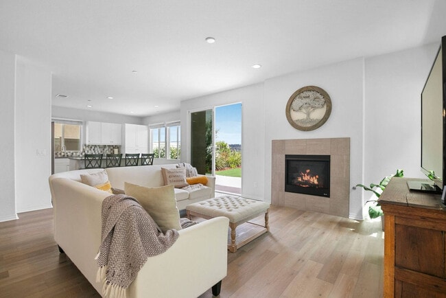 Building Photo - 7264 Wembley St Unit SI FL1-ID1559828P