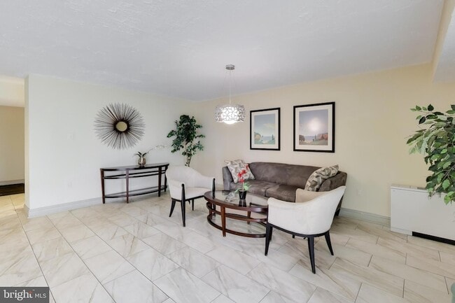 Photo - 7420 Lakeview Dr