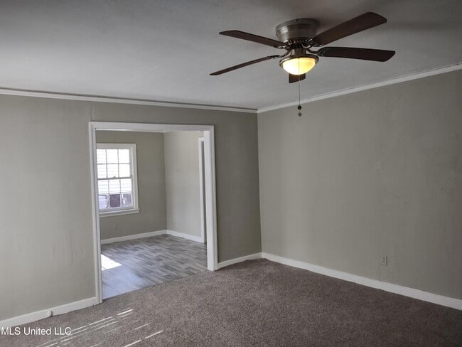 Photo - 618 Belvedere Rd