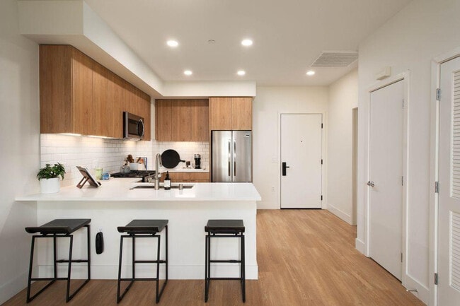 Photo - 1 Adrian Ct Unit ID1266175P