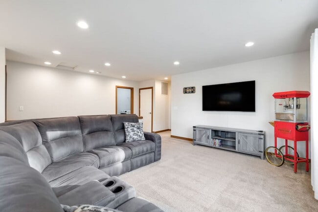 Photo - 1519 S Washington St Unit ID1231212P