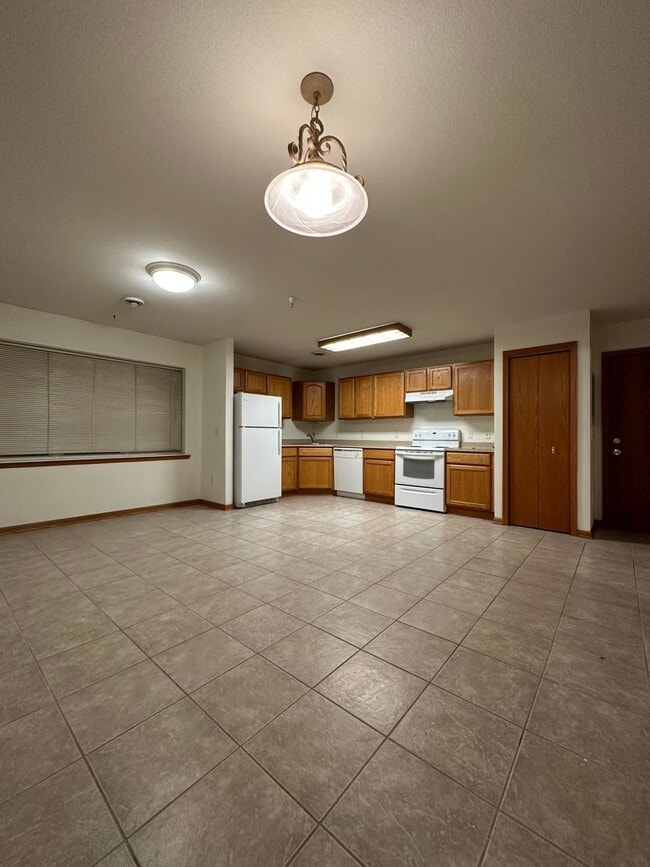 Photo - Silver Drive Apartments