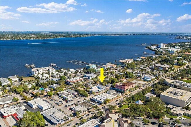 Photo - 310 SE Denver Ave Unit 2