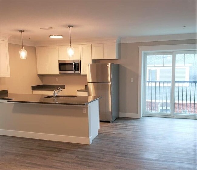 Photo - 10 4th St Unit 401