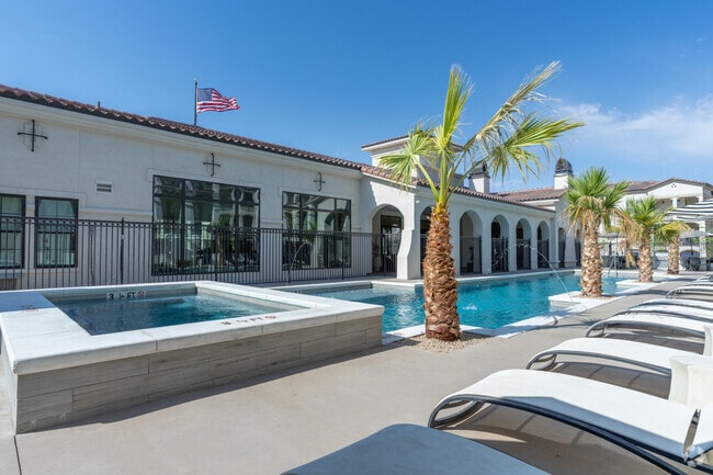 Building Photo - Las Mansiones at Eastlake