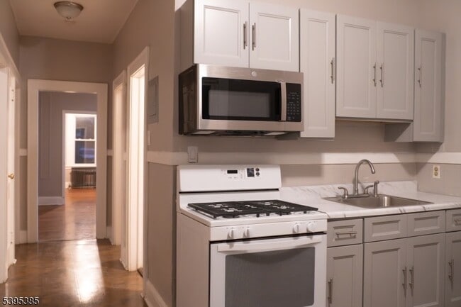 Photo - 108 Berkshire Pl Unit 2