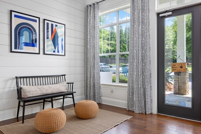 Lakeside Village Apartments - Lakeside Village Apartments