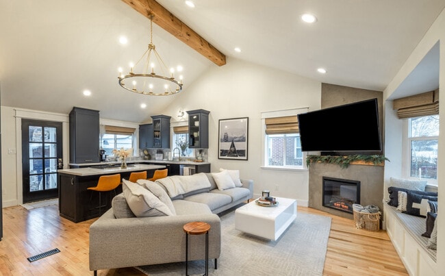 Building Photo - 3045 S 1640 E Unit ID1249861P