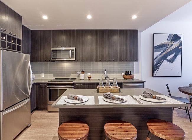 Building Photo - Premiere Residences