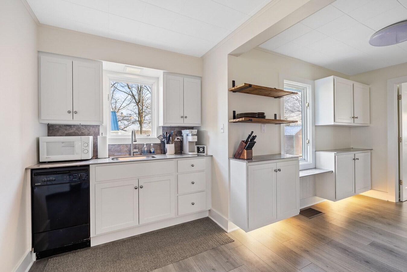 Photo - 321 Lakeside Dr Unit ID1328990P