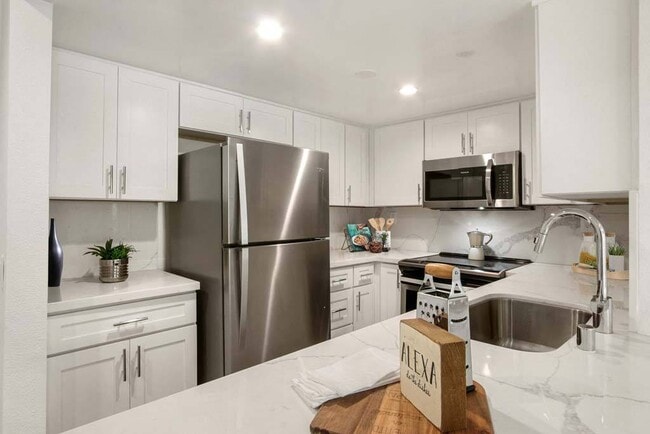 Photo - Masselin Park West