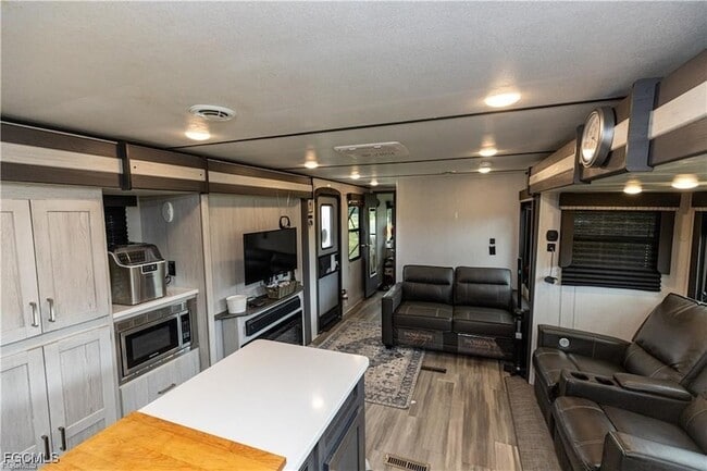 Photo - 17861 Palm Creek Dr