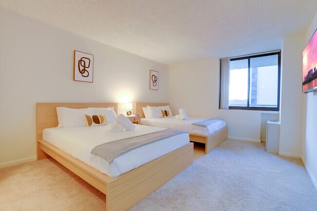 Photo - 320 23rd St S Unit FL9-ID1022520P