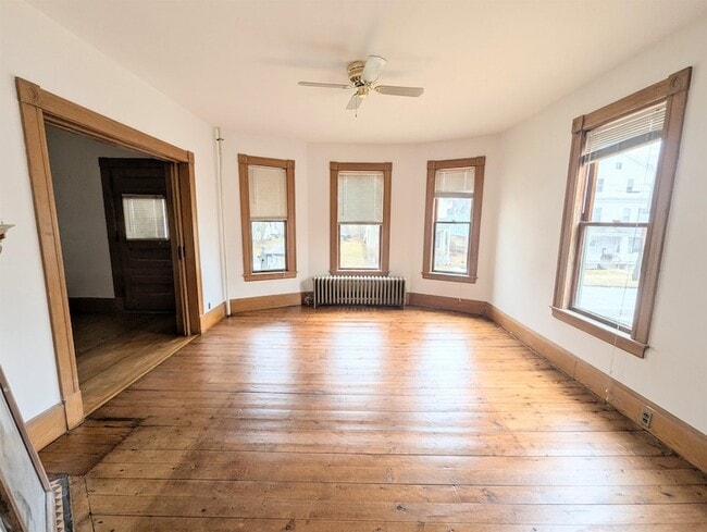 Photo - 417 Cliff St