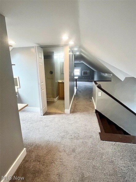 Photo - 1304 W 64th St Unit 5