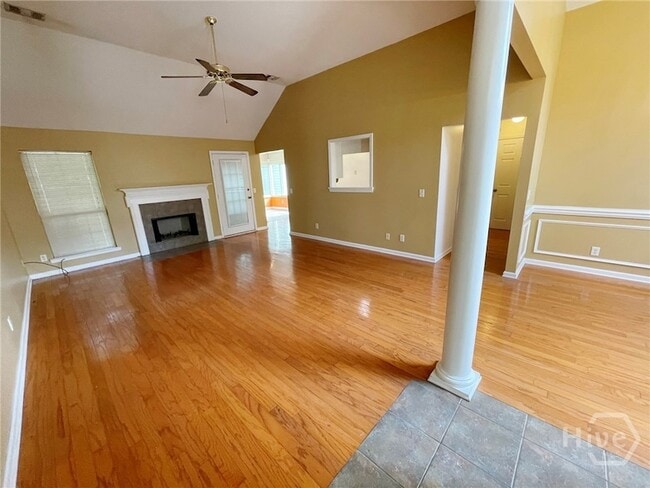 Photo - 102 Cormorant Way