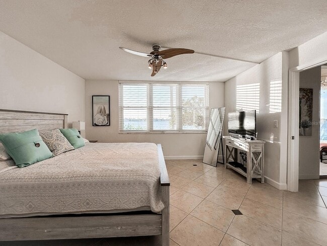 Photo - 7920 Sun Island Dr S Unit 102