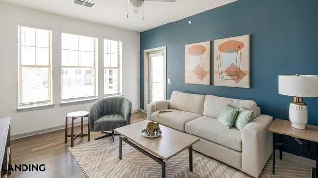 Photo - 100 Wildwood Ct Unit 325